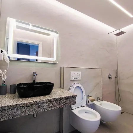 Comfort ゲストハウス Vlorë