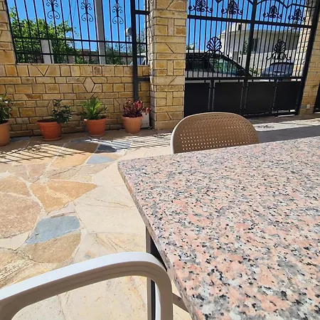 ゲストハウス Comfort Vlorë