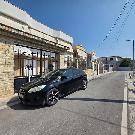 ゲストハウス Comfort 3*