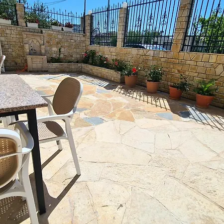 Comfort بيت ضيافة فلورا